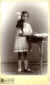 Lilo Wedell, circa 1914