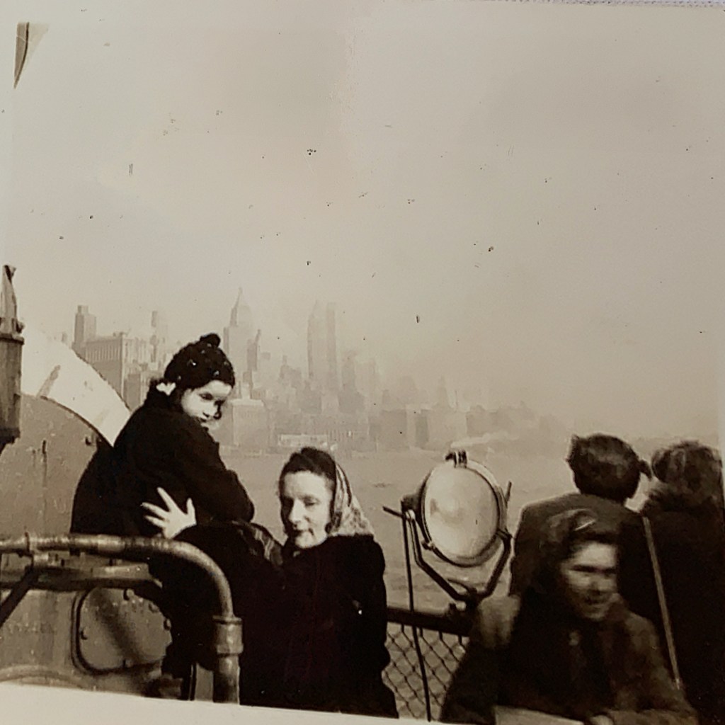 Helga and Lilly Bonitz